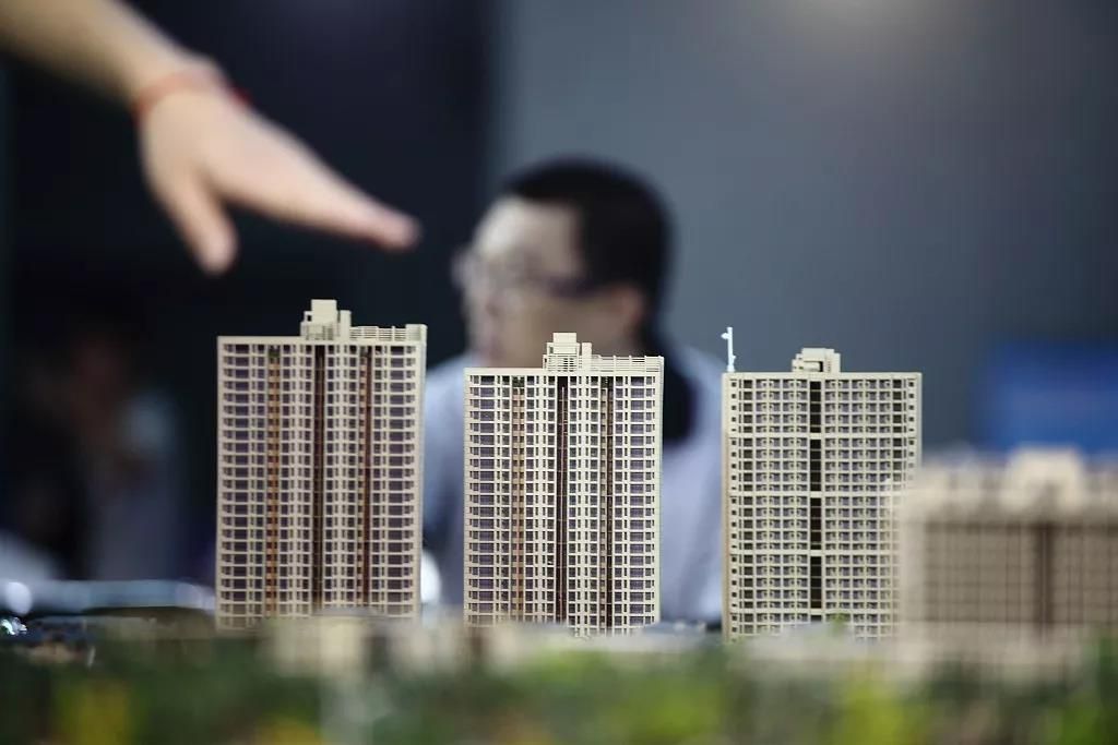 10城新房降温,北京二手房价明显降了,楼市“新周期”来了?